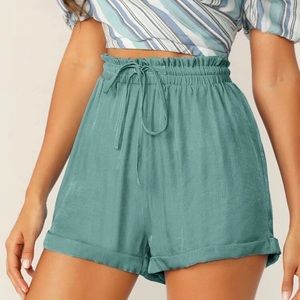 Frill Waist Rolled Cuff Shorts